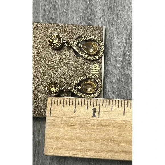 CAROLEE NEW YORK Gold Tone Champagne Crystal Dangle Clip-On Earrings Fashion - Picture 7 of 7
